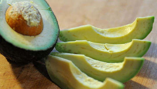 A Daily Avocado Diet May Cut Cholesterol