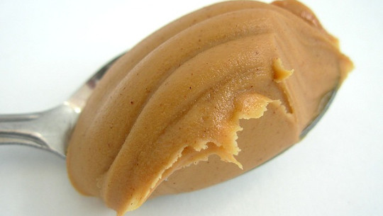 Peanut Butter Sniff Test Confirms Alzheimer’s