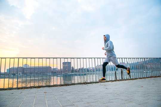 Why It's Better To Exercise Before Breakfast