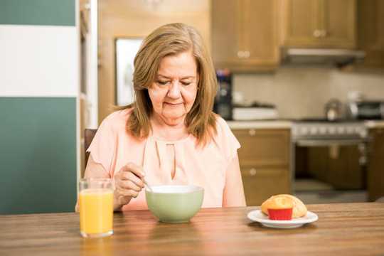 How To Spot The Signs Of Malnutrition In Older Adults