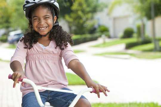 Active Commuting Could Make Children's Return To School Better For Their Health And The Planet